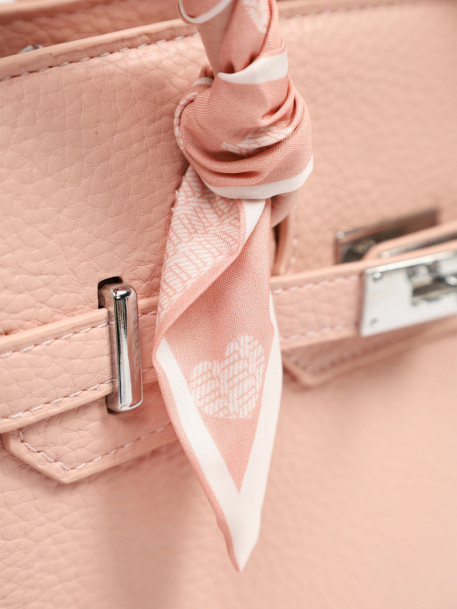 Сумка-тоут  с декоративным платком в ассортименте